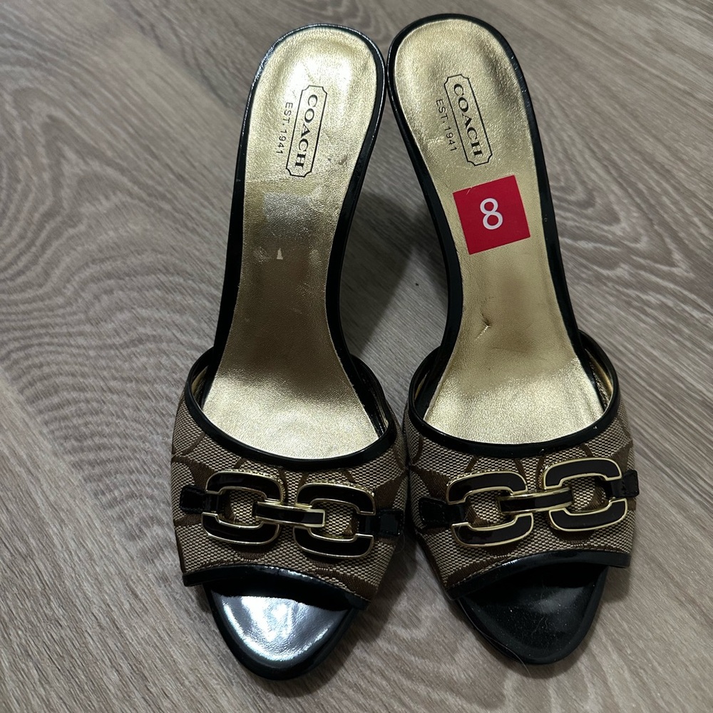 Coach Black and Tan Heels with Chain-Link Detail